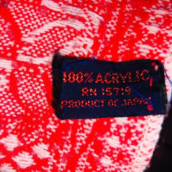 Vintage.70s Womens Red White 100% Acrylic Triangle Fringed Shawl Wrap Japan - Picture 4 of 4